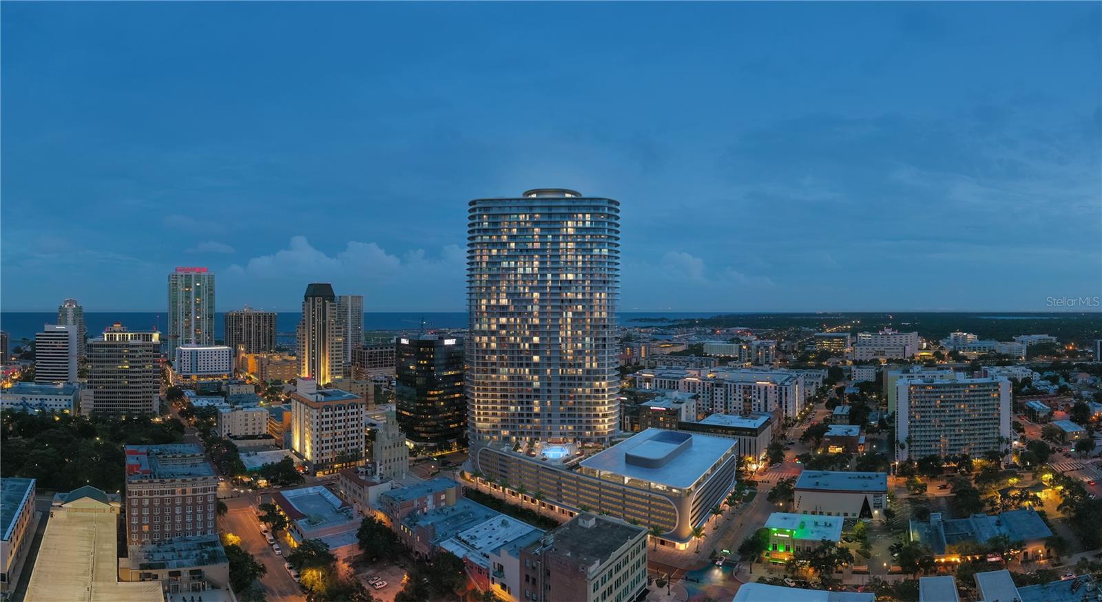 400 CENTRAL - Residential