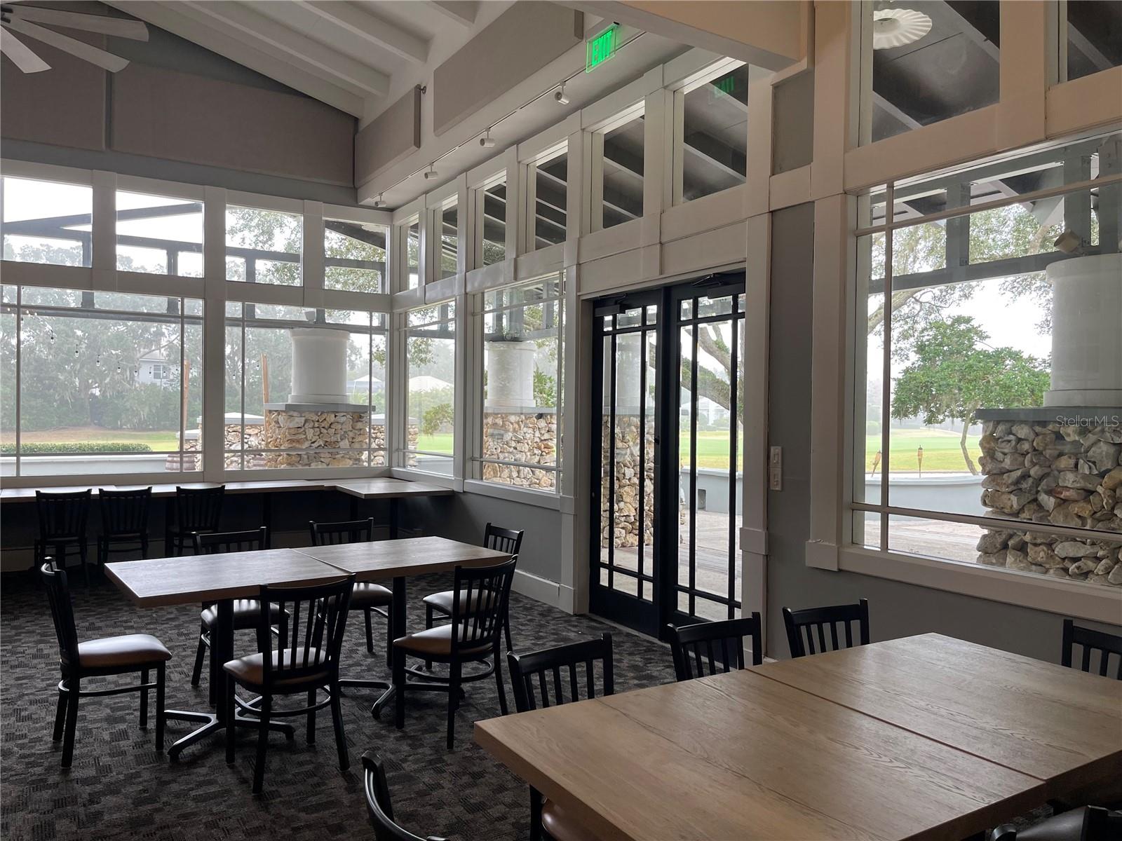 RIVER HILLS COUNTRY CLUB PH - Residential