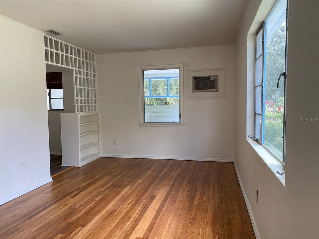 Photo of 1308 Essex Drive N, St Petersburg, FL 33710 (MLS # TB8547646)