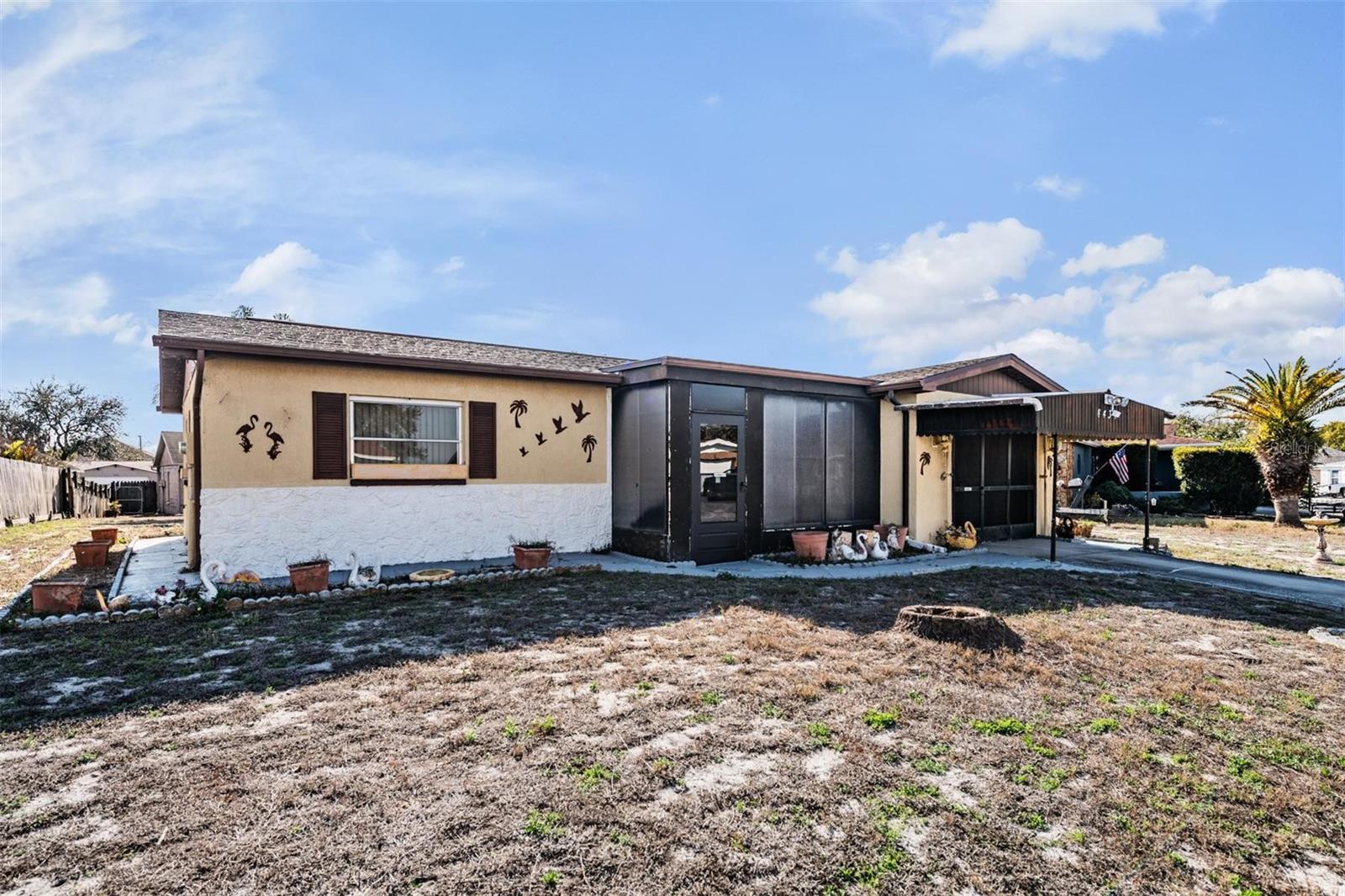 THE LAKES - Residential