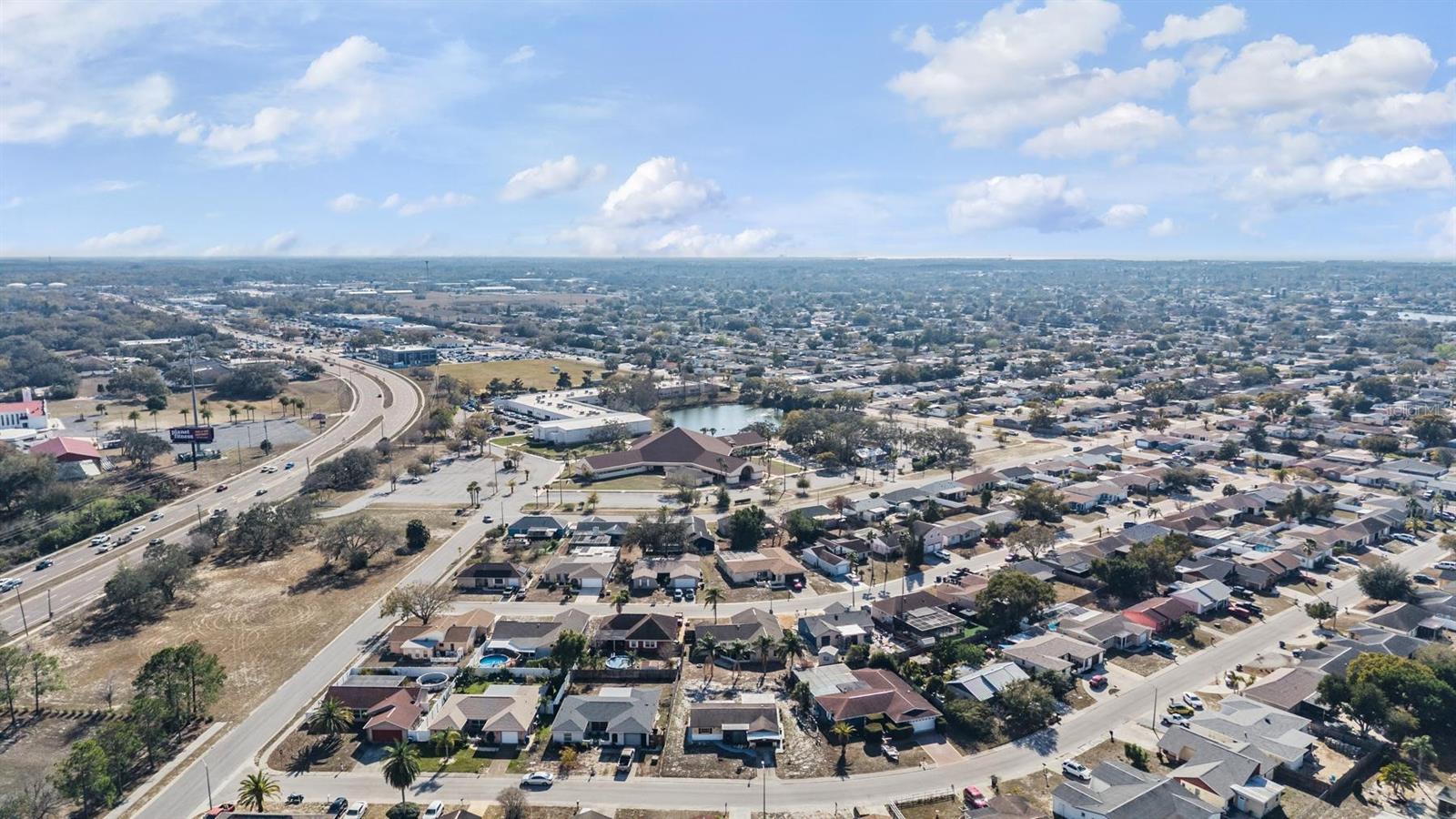 THE LAKES - Residential