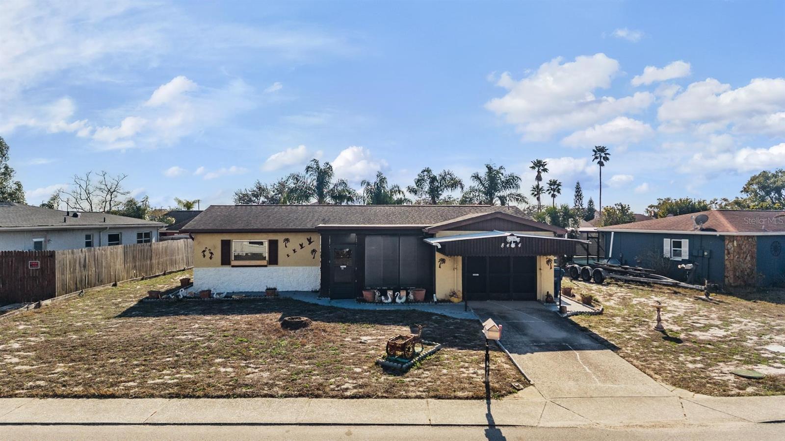 THE LAKES - Residential