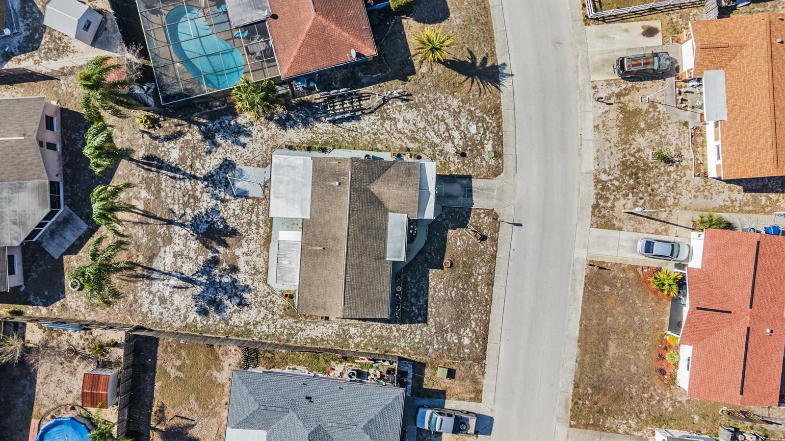 THE LAKES - Residential