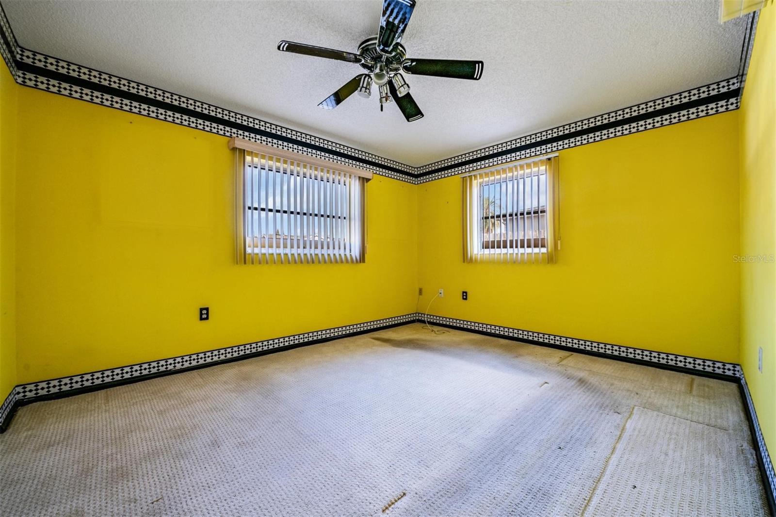 THE LAKES - Residential