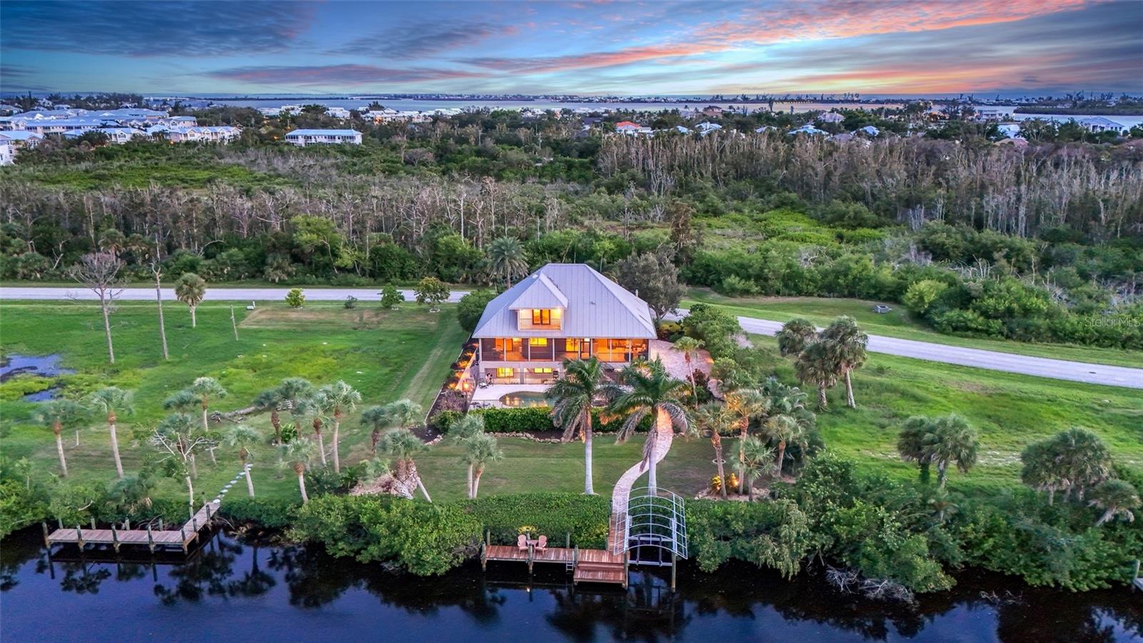 CORAL COVE - Residential