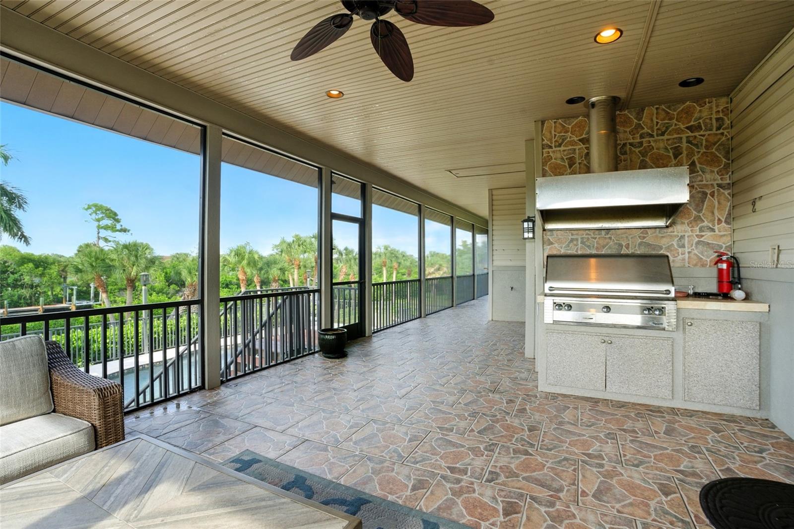 CORAL COVE - Residential