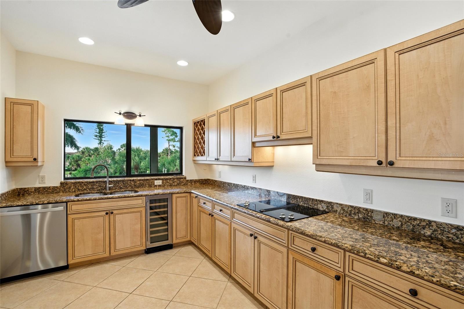 CORAL COVE - Residential