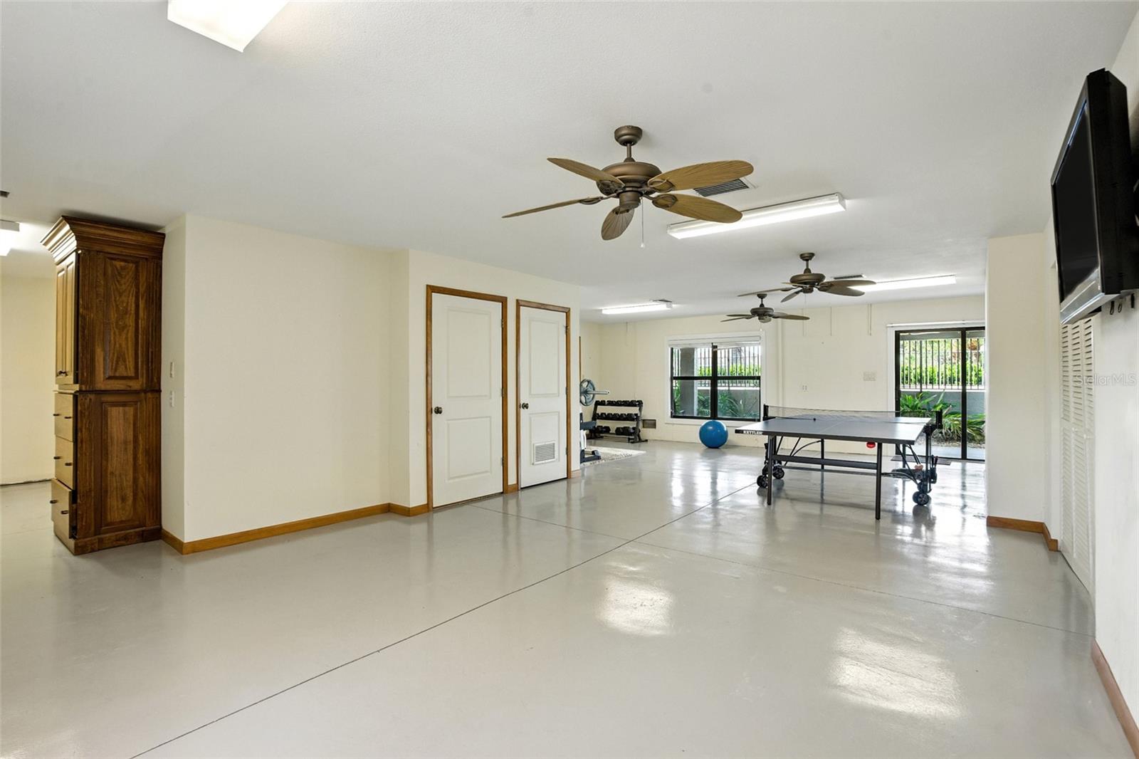 CORAL COVE - Residential