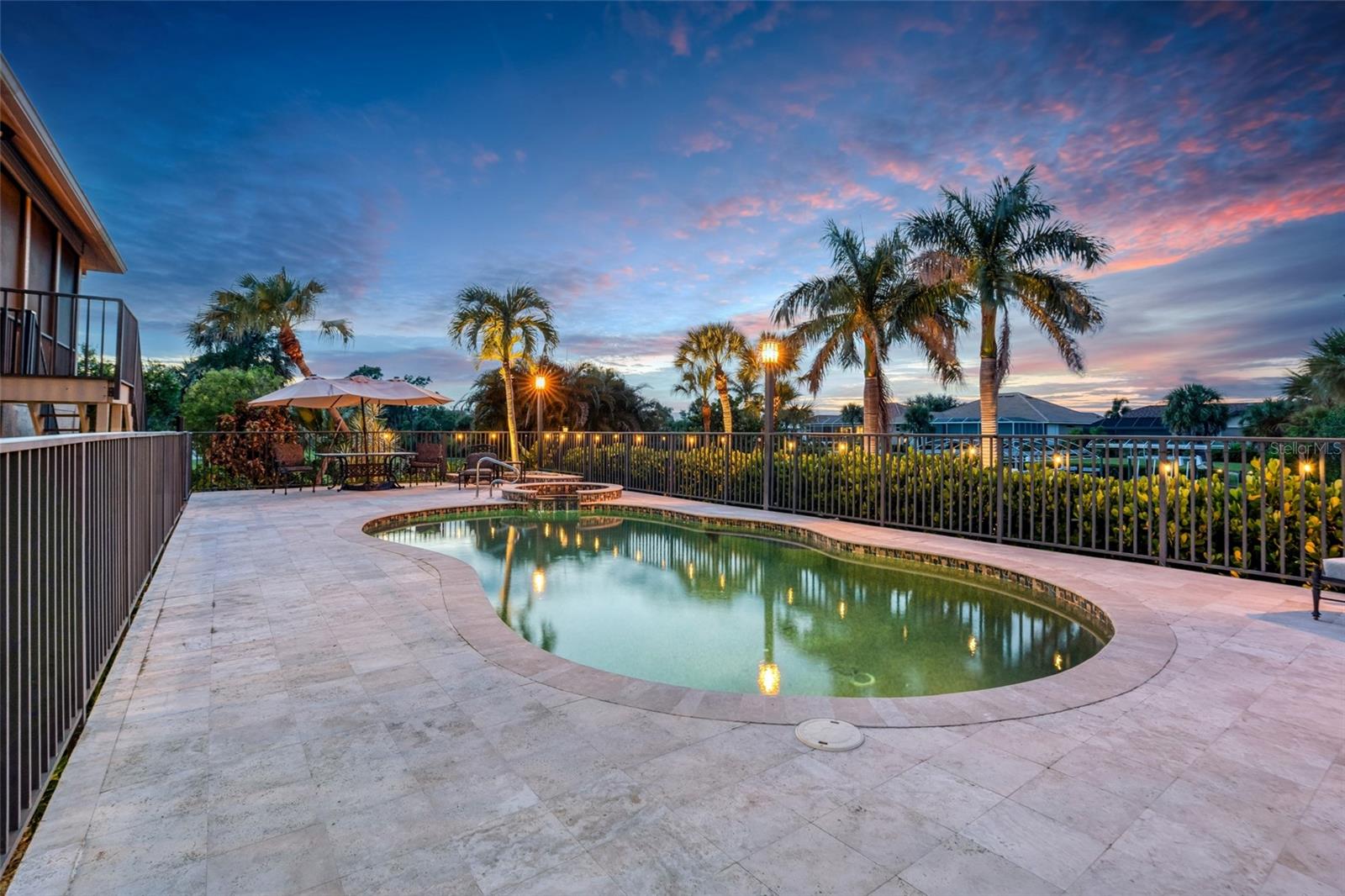 CORAL COVE - Residential