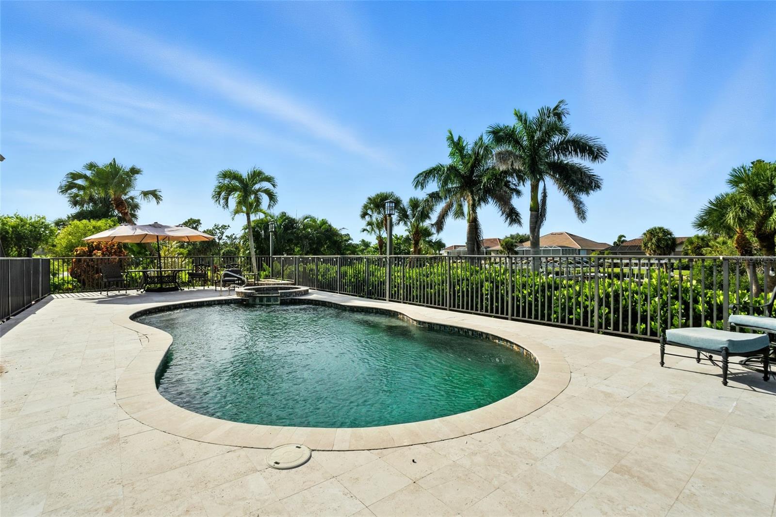 CORAL COVE - Residential