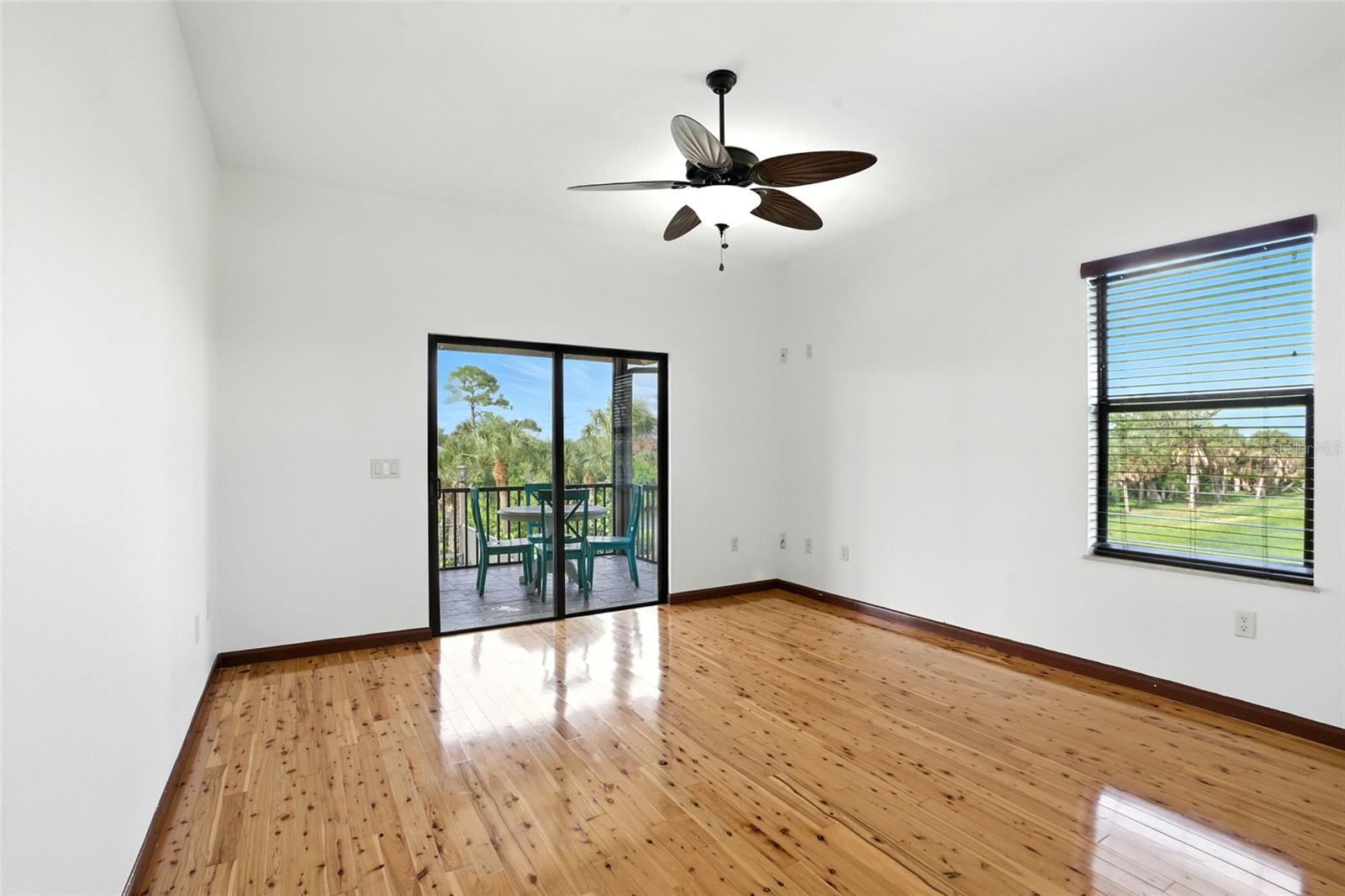 CORAL COVE - Residential