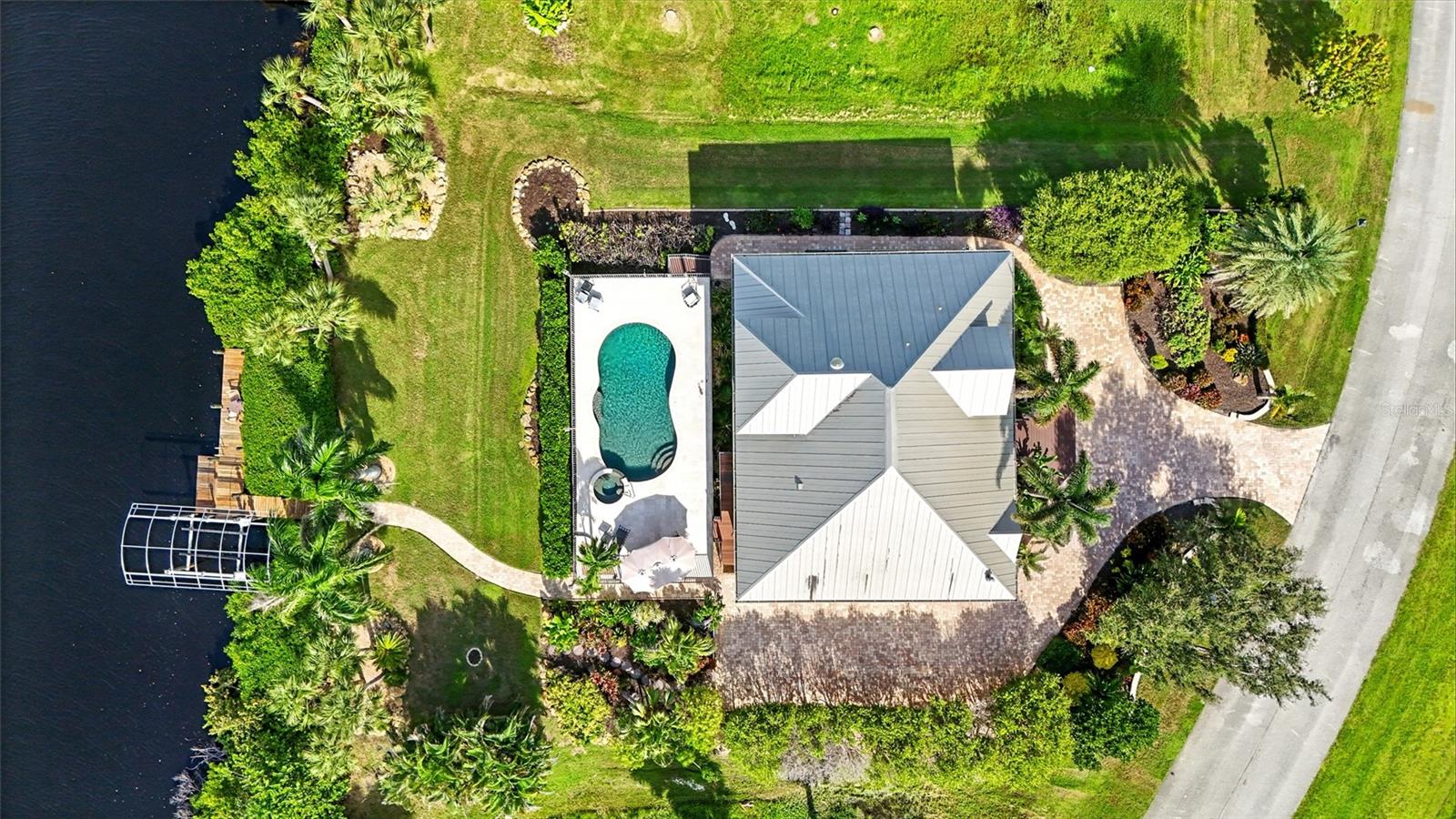 CORAL COVE - Residential