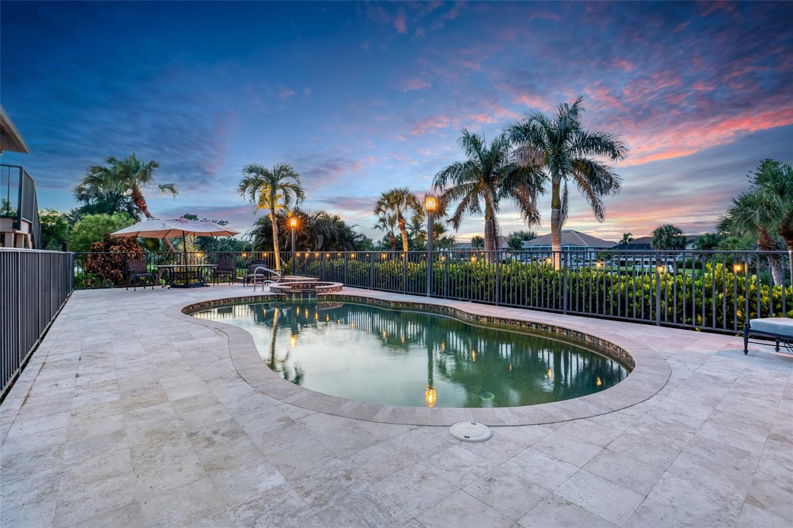 CORAL COVE - Residential