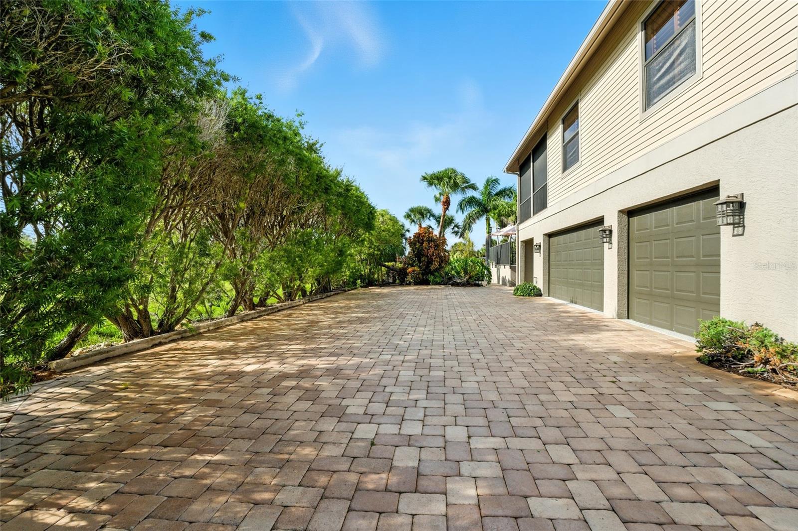 CORAL COVE - Residential