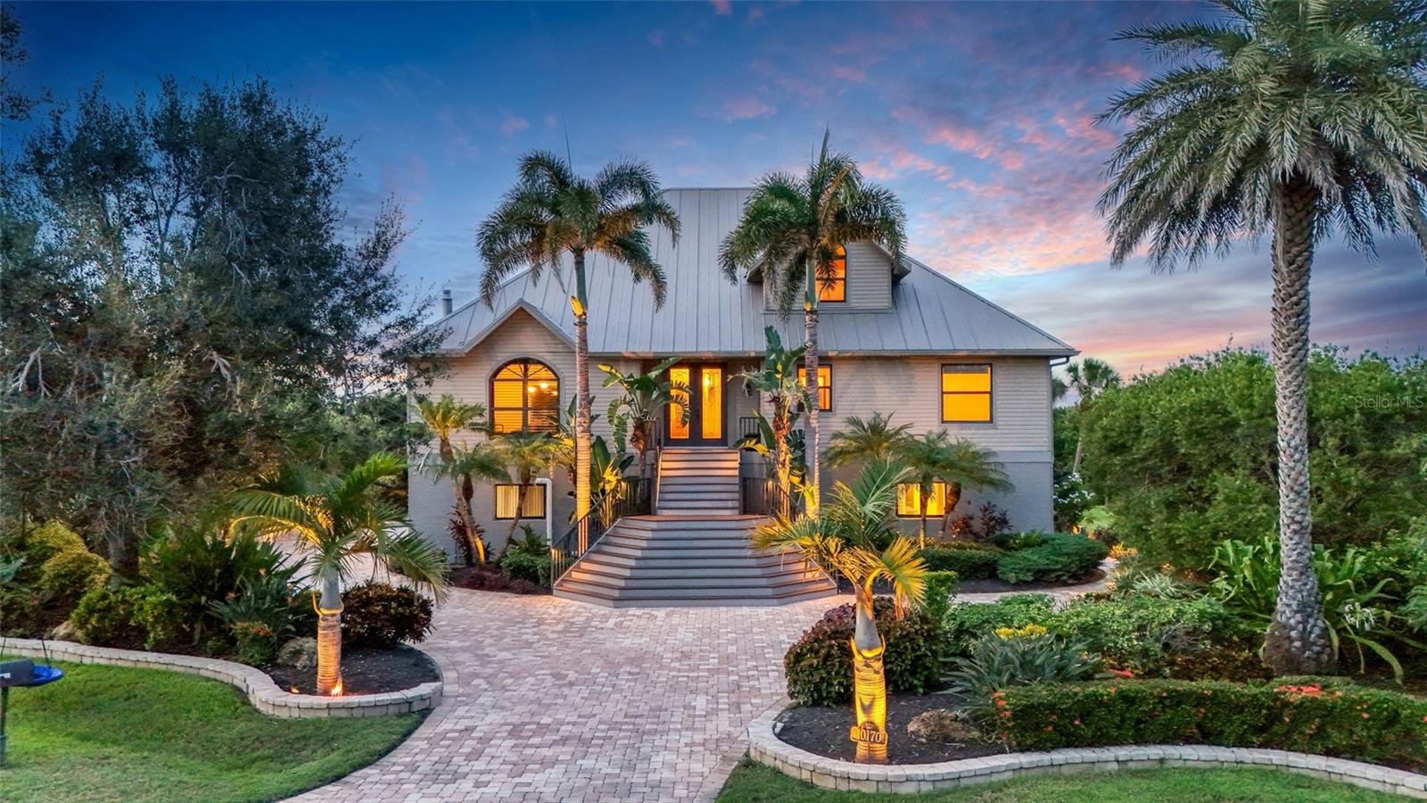 CORAL COVE - Residential