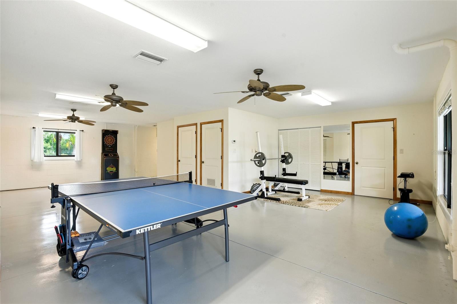 CORAL COVE - Residential