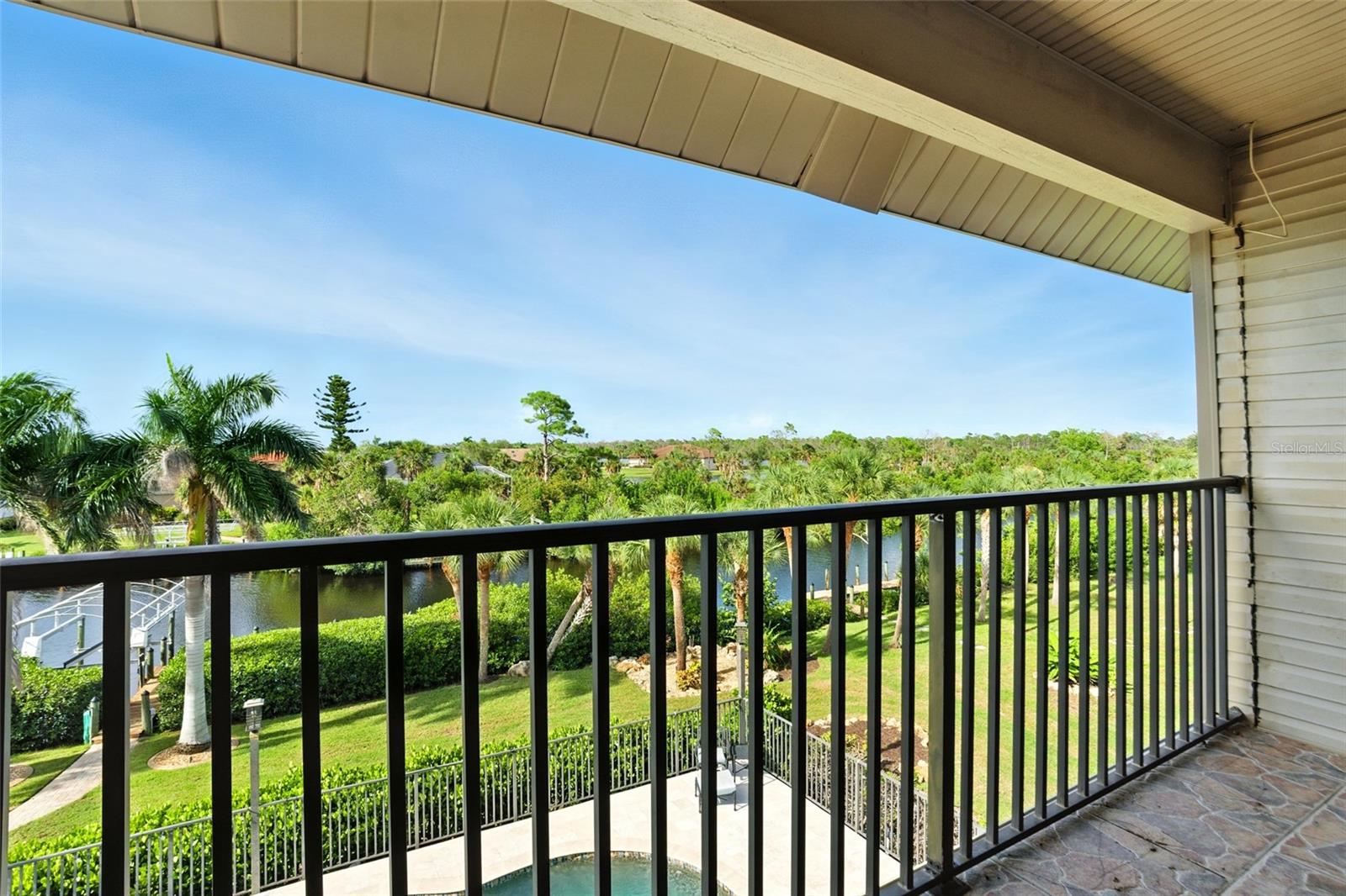 CORAL COVE - Residential