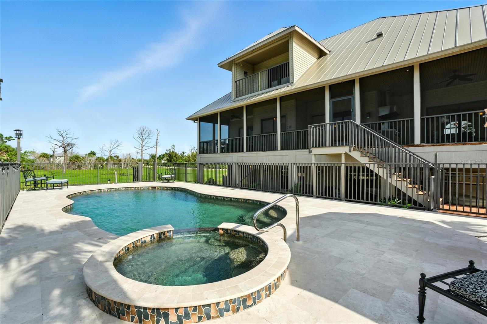 CORAL COVE - Residential