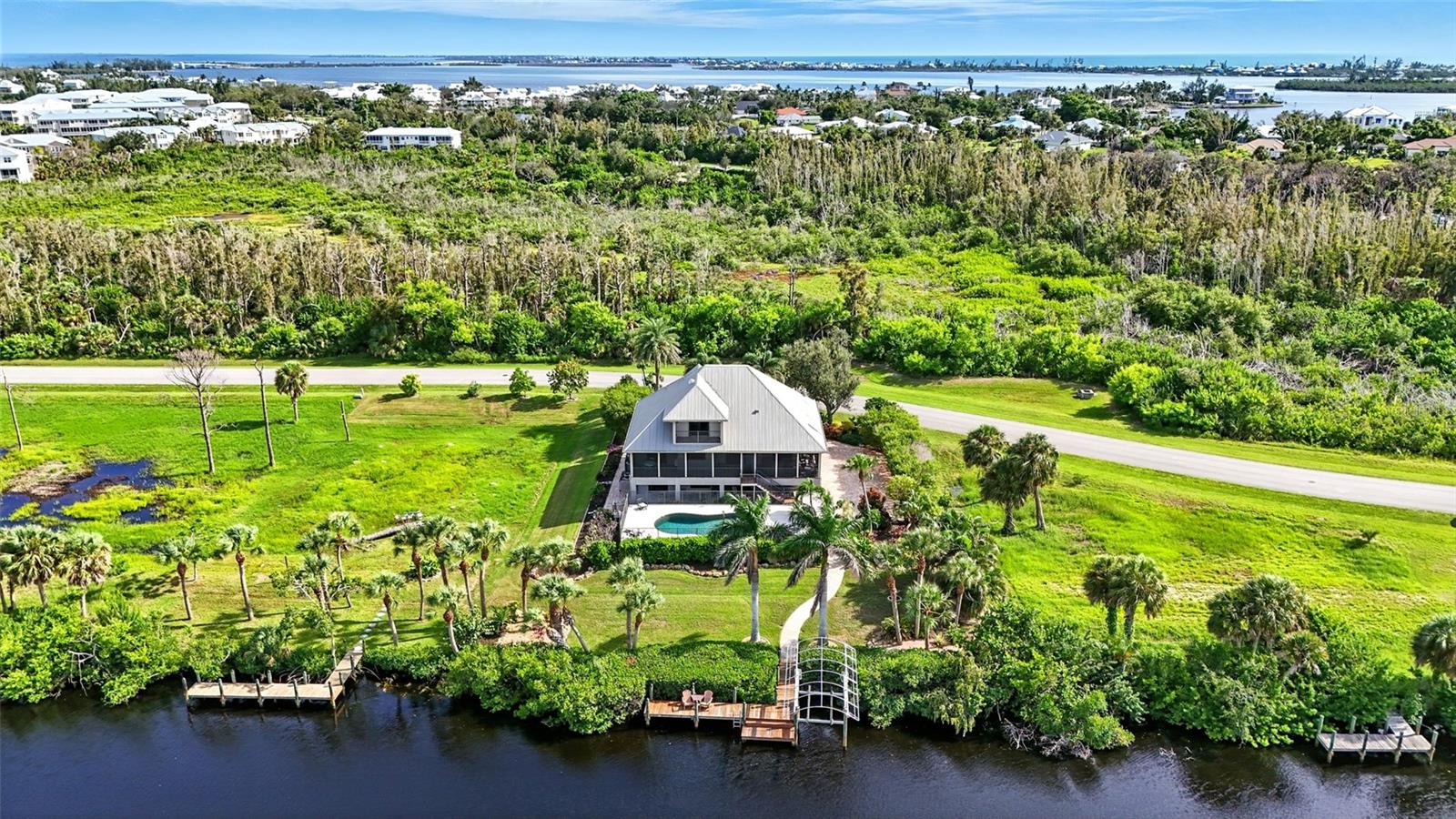 CORAL COVE - Residential