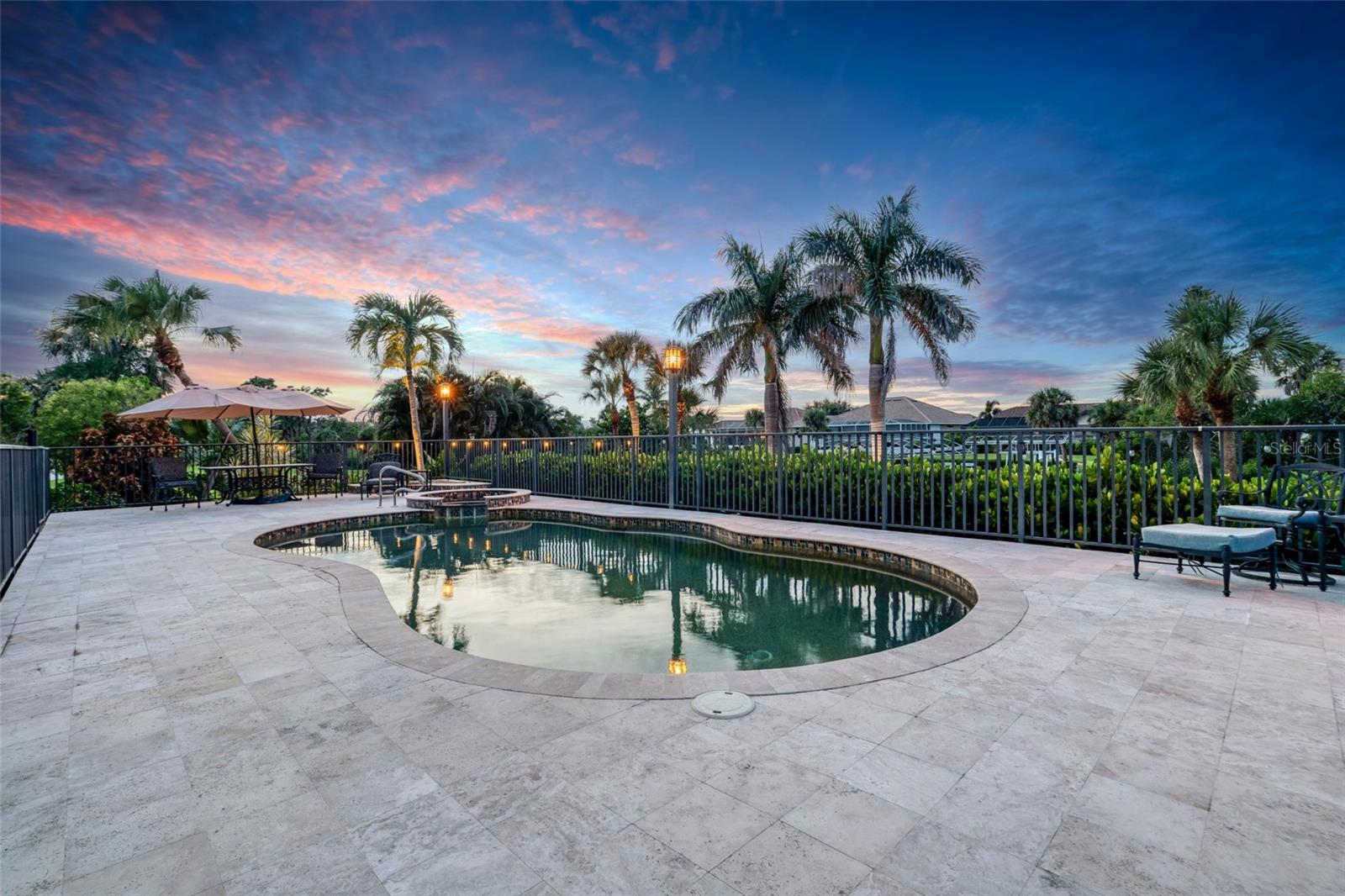 CORAL COVE - Residential