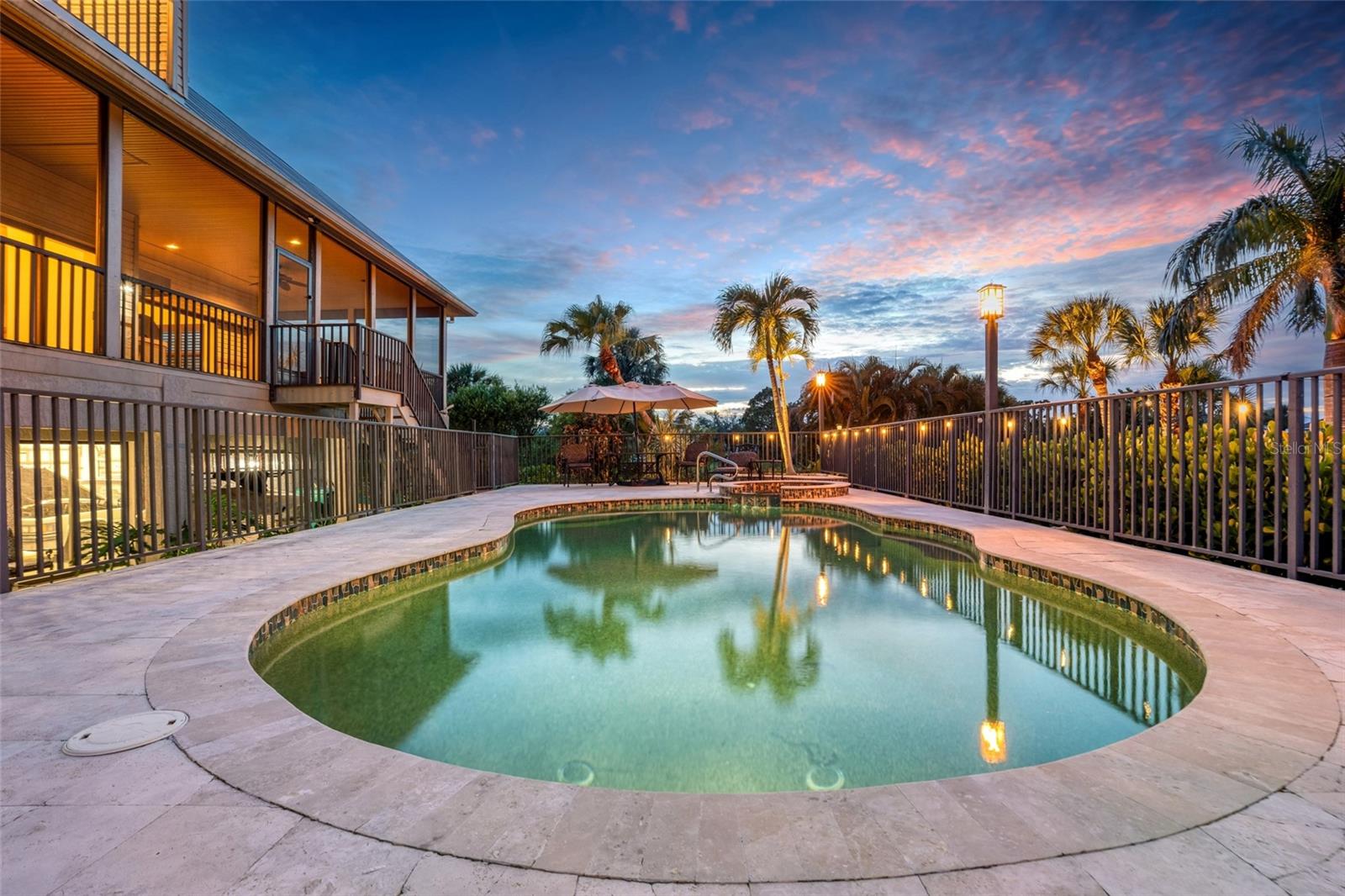 CORAL COVE - Residential