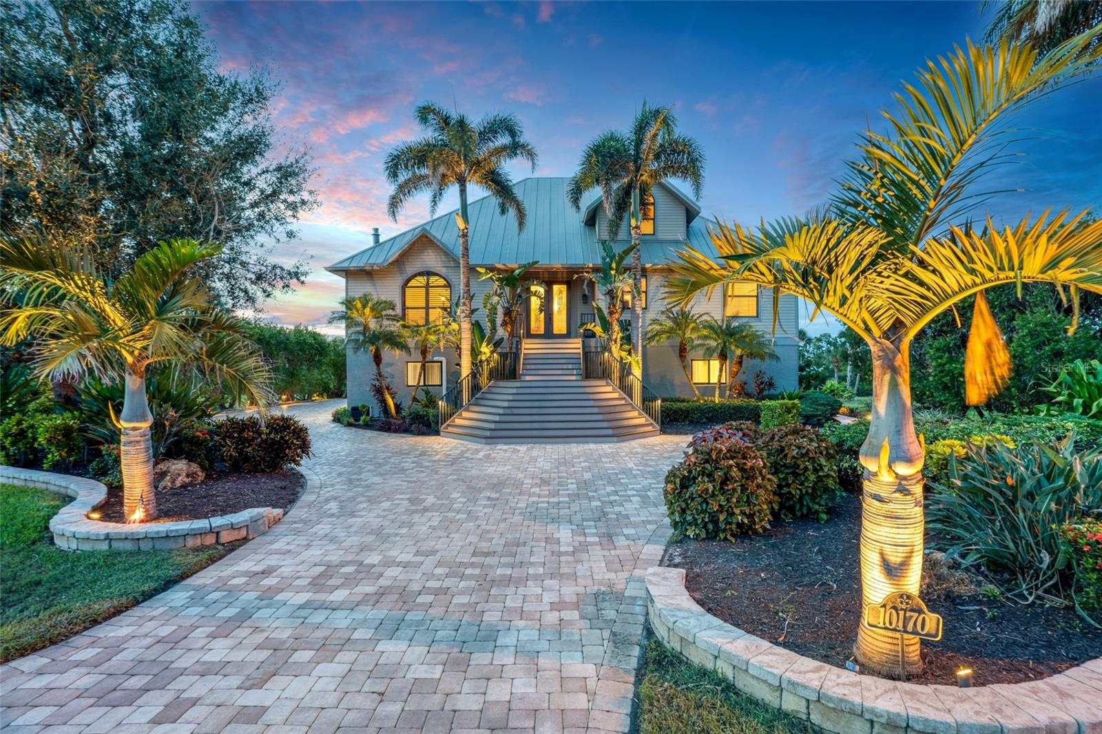 CORAL COVE - Residential