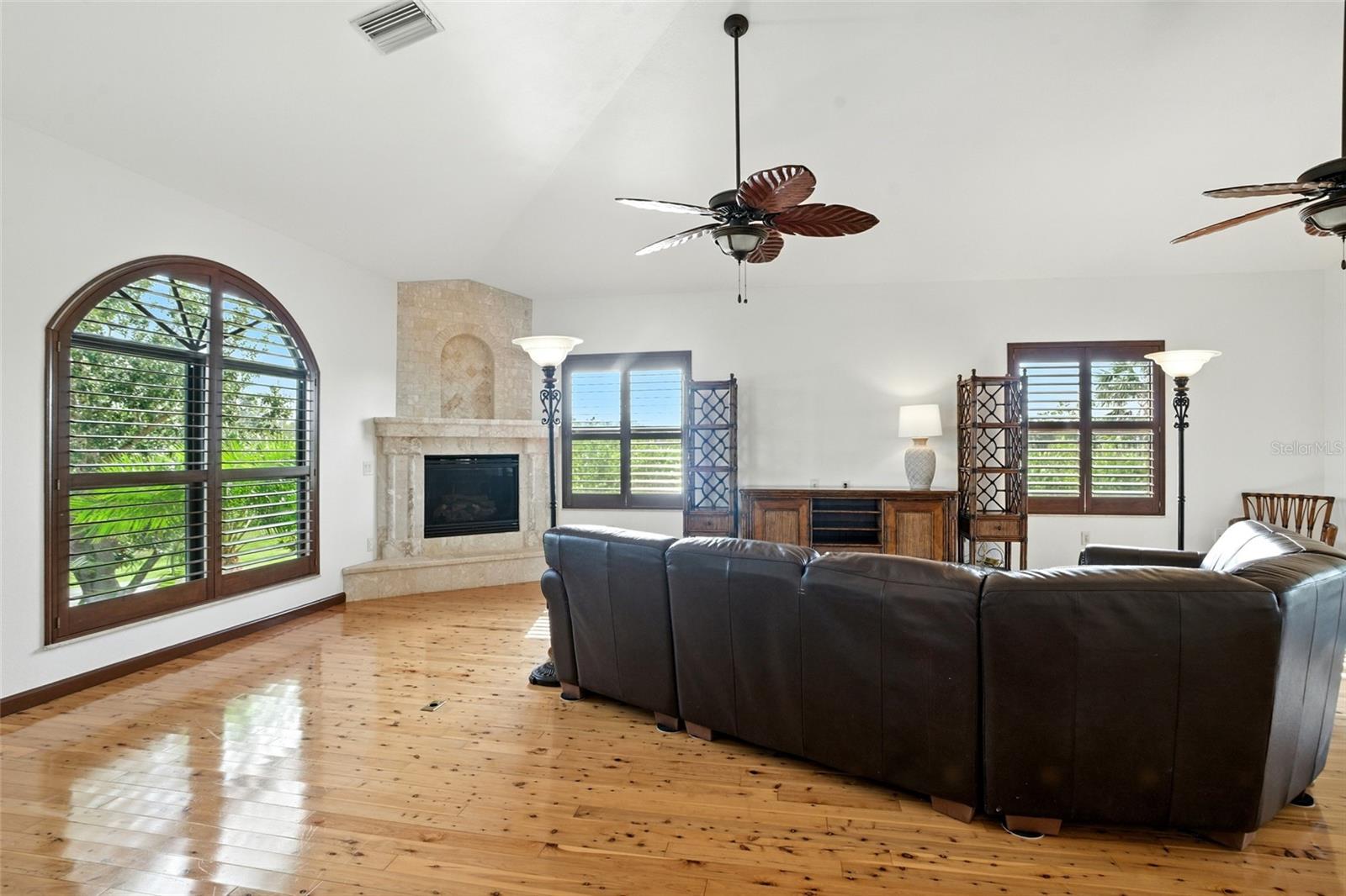CORAL COVE - Residential