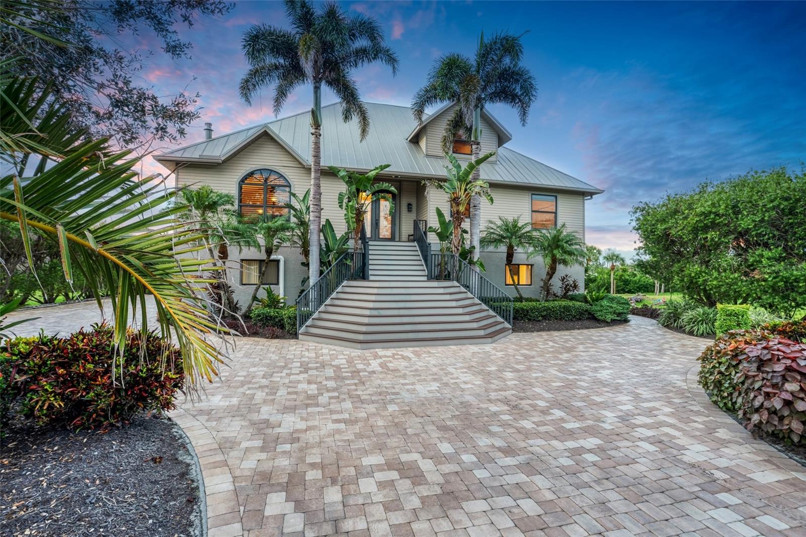 CORAL COVE - Residential