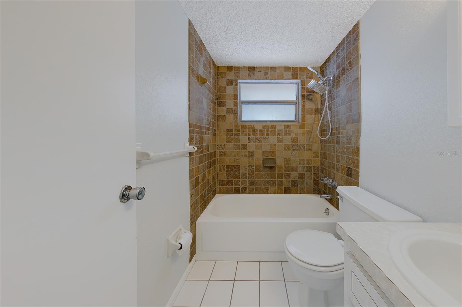 REGENCY PARK - Residential