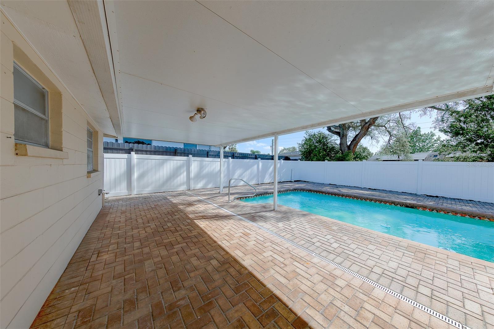 REGENCY PARK - Residential