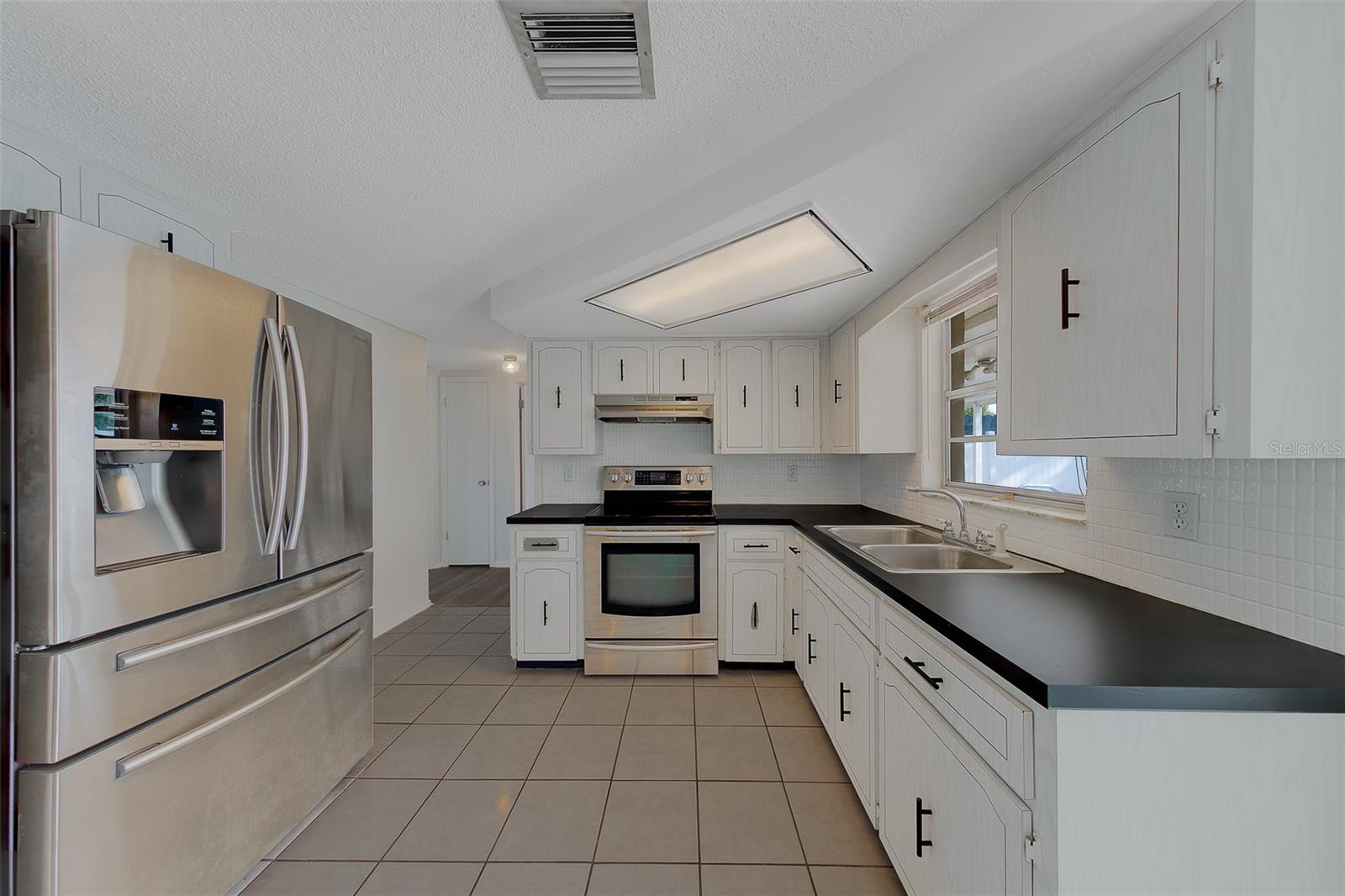 REGENCY PARK - Residential