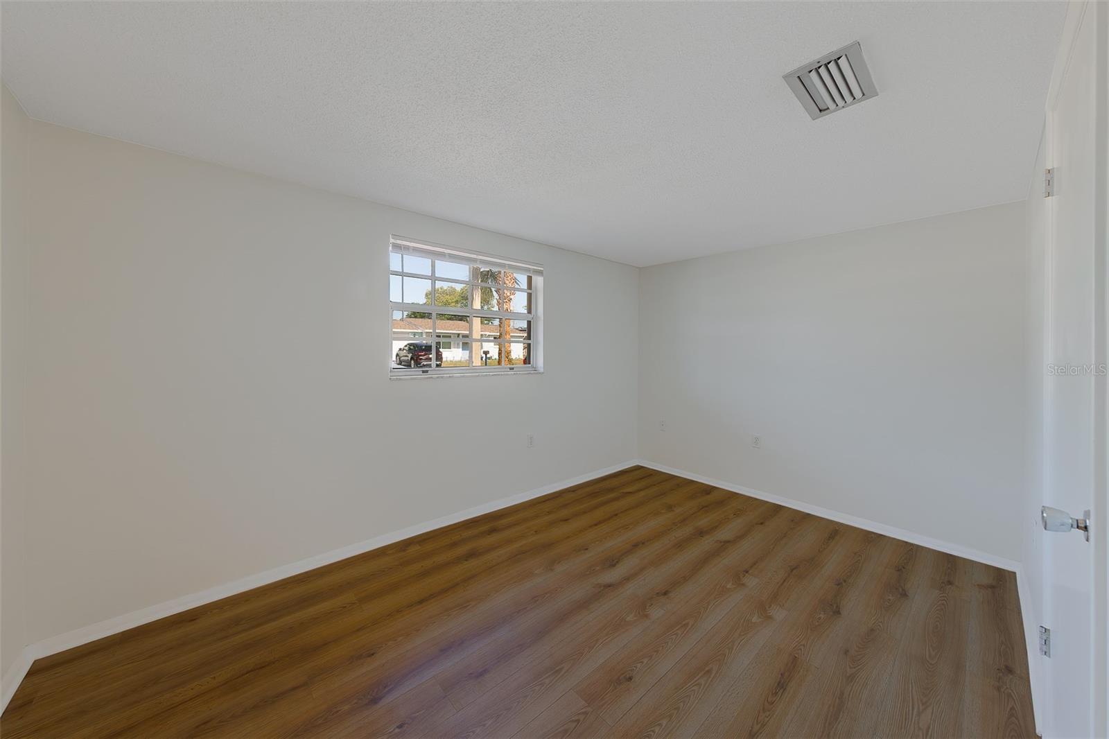 REGENCY PARK - Residential