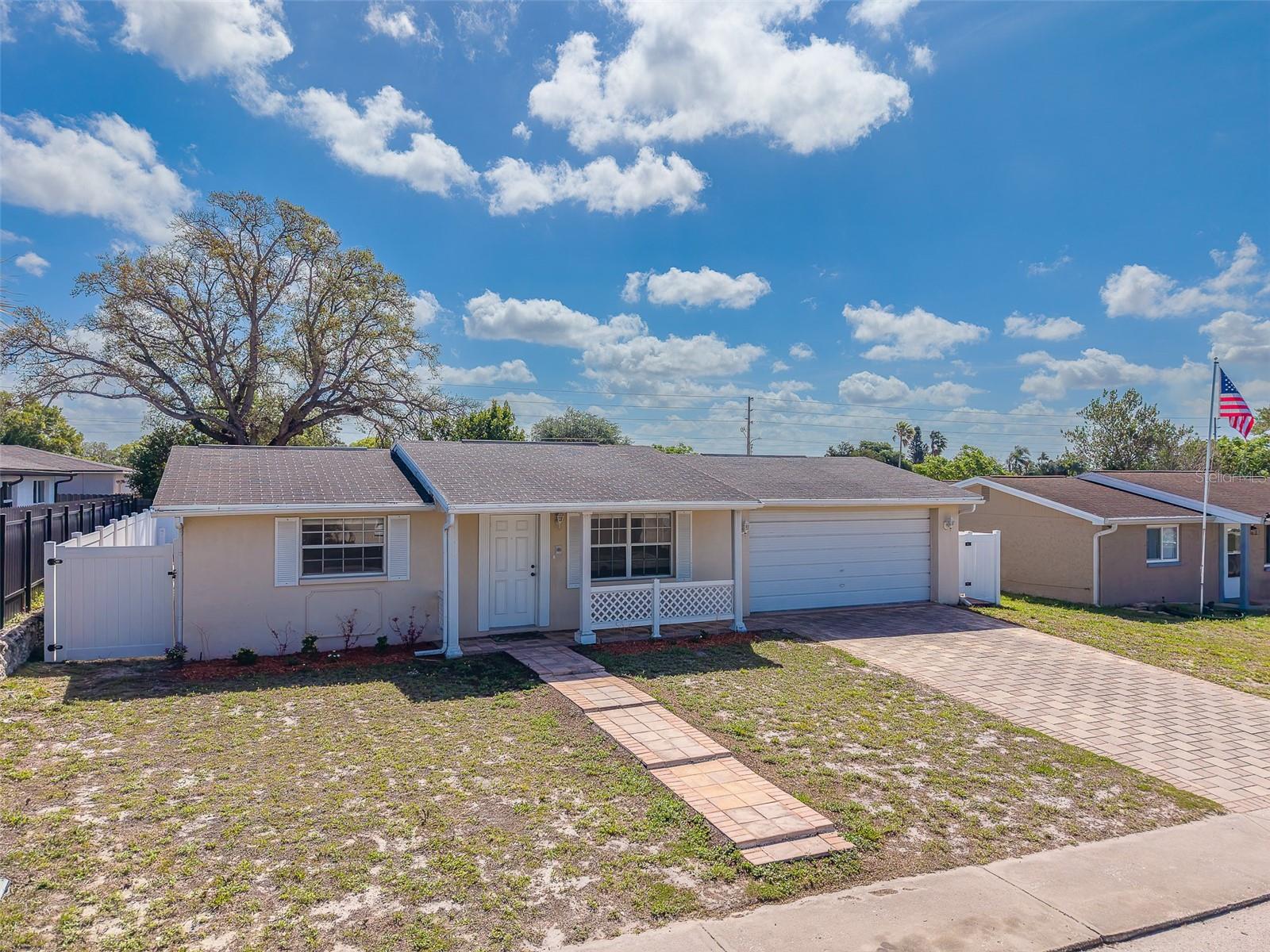 REGENCY PARK - Residential