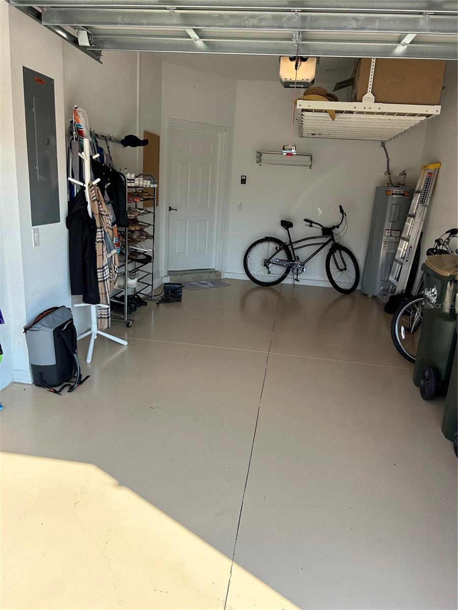 GRAN PARADISO TWNHMS 1B - Residential Lease