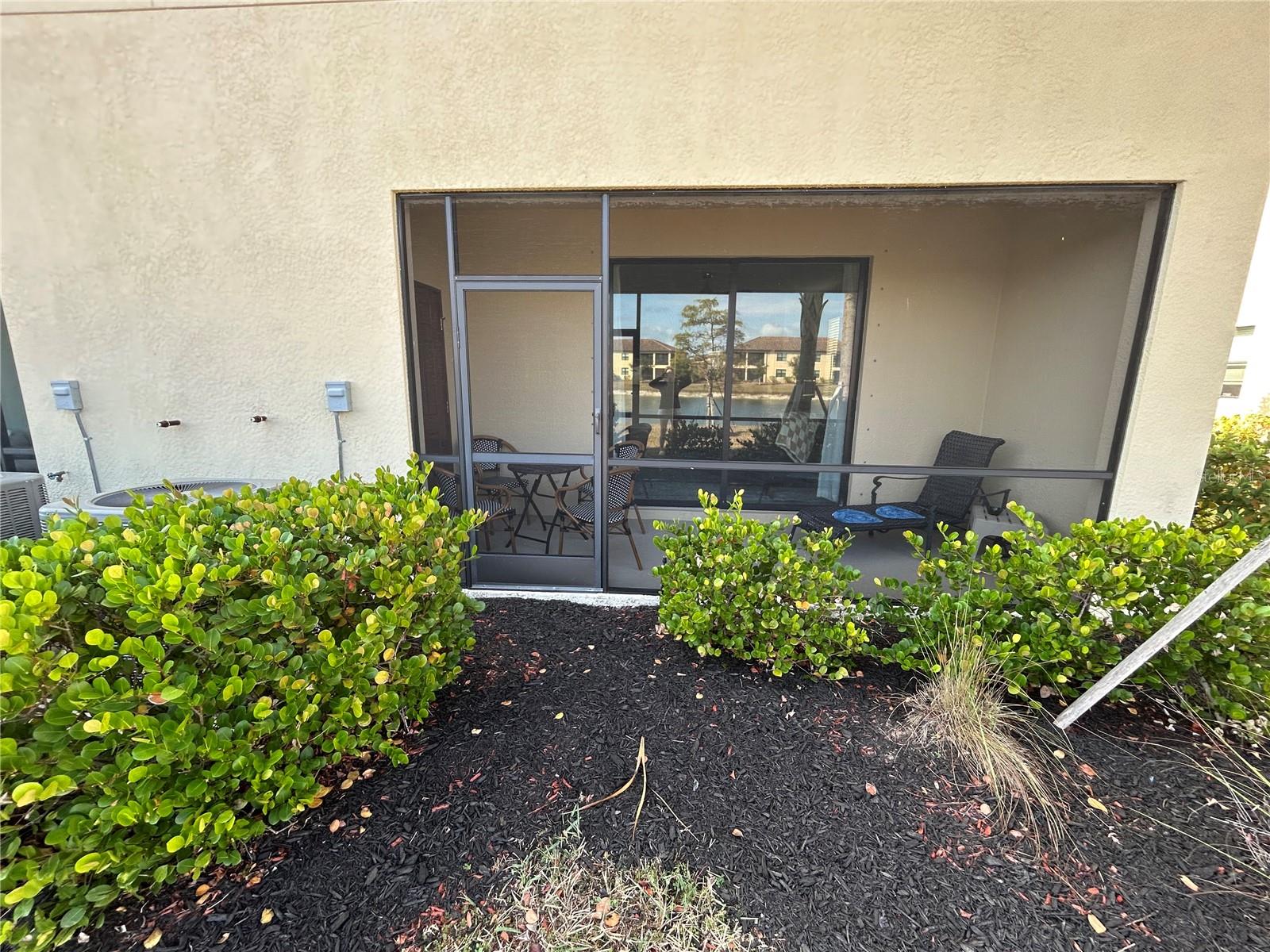 GRAN PARADISO TWNHMS 1B - Residential Lease