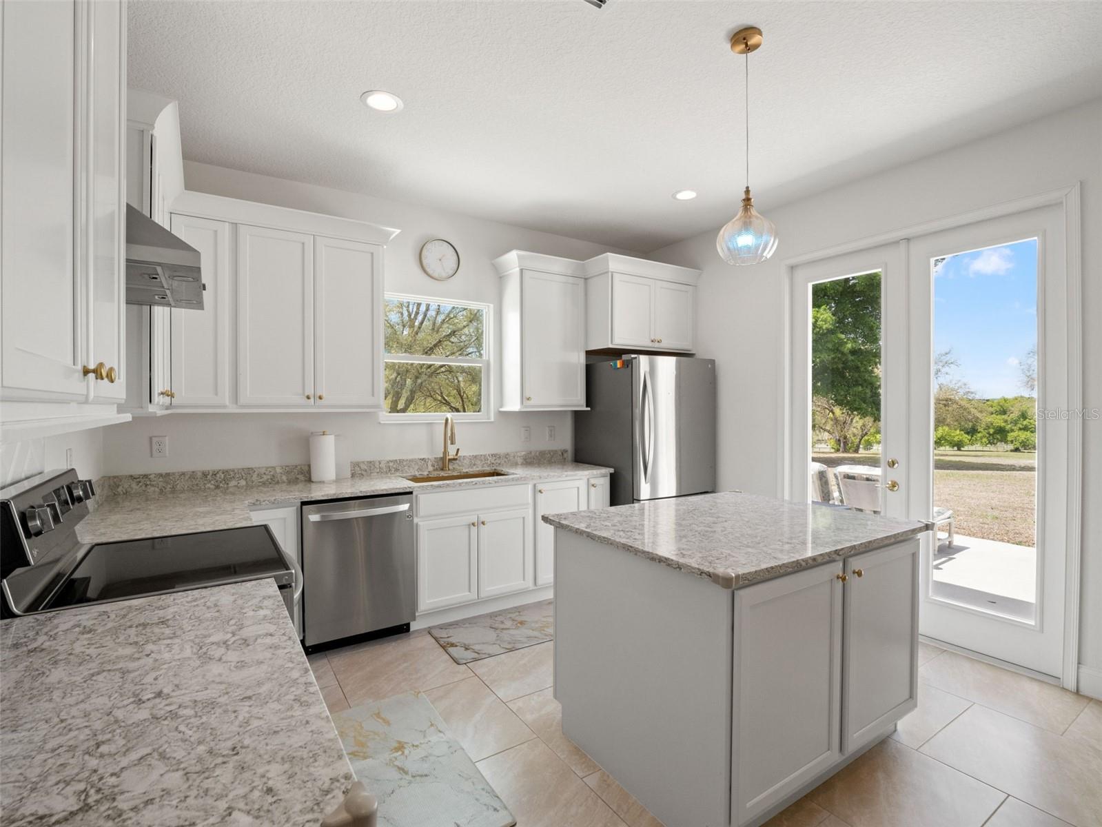 APSHAWA GROVES - Residential