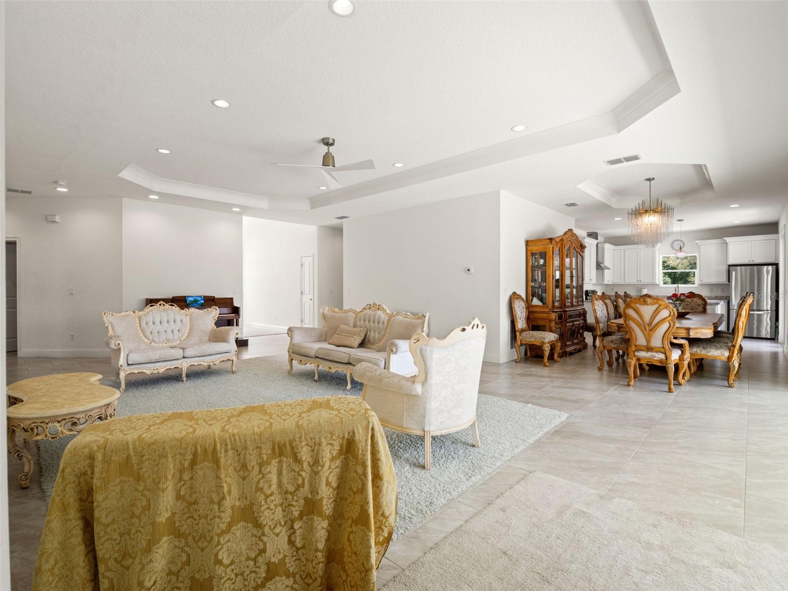 APSHAWA GROVES - Residential