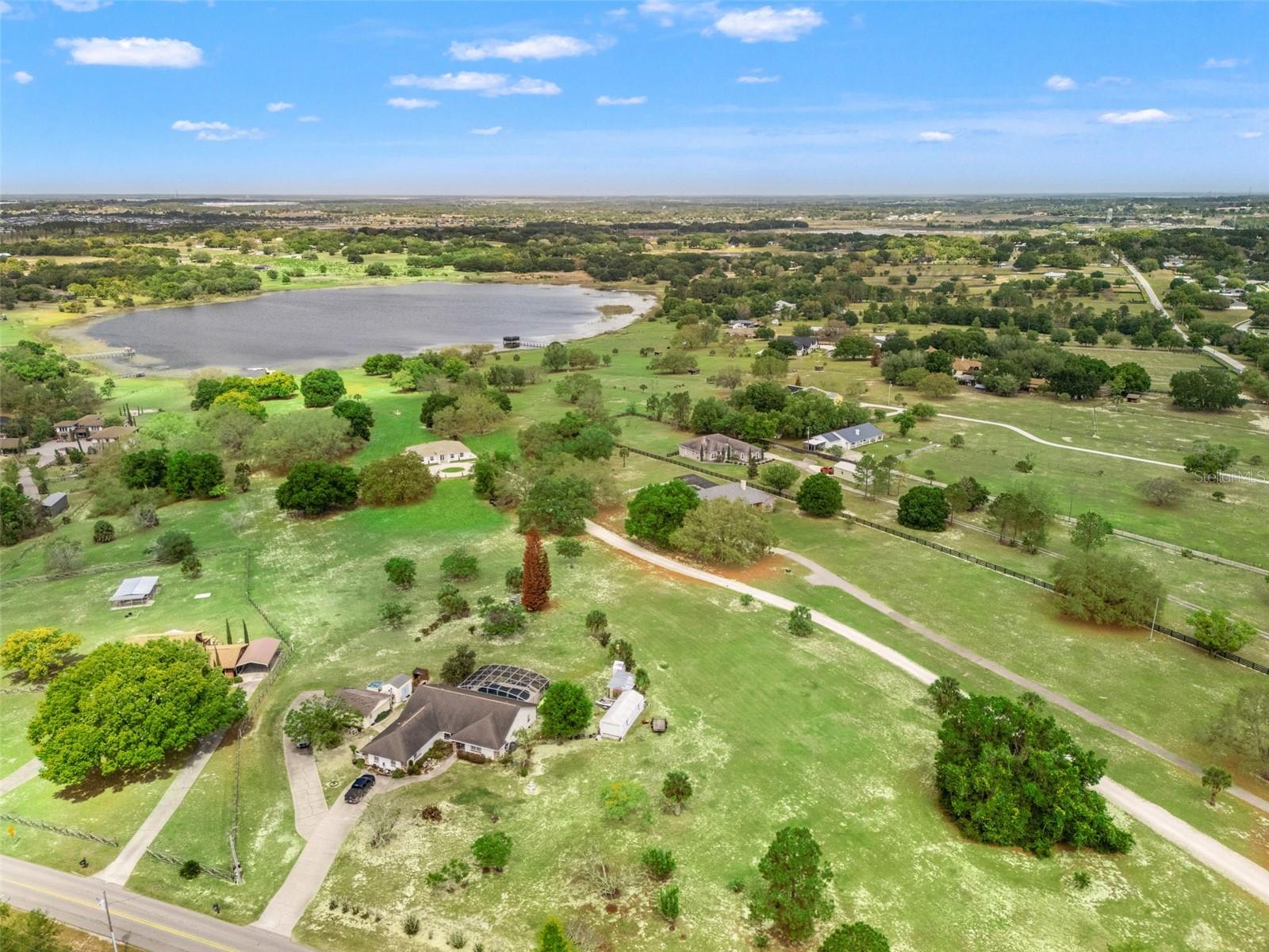 APSHAWA GROVES - Residential