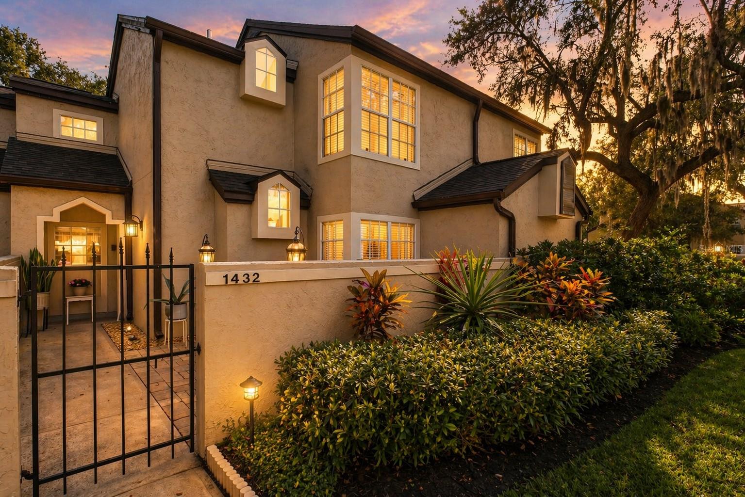 BARCLAY PLACE A CONDO - Residential