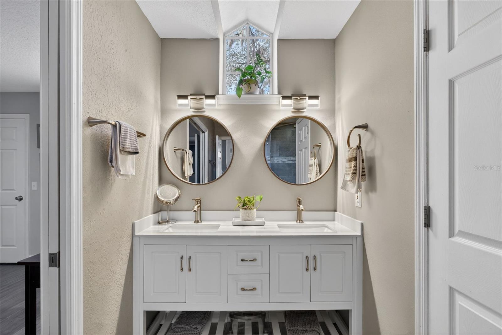 BARCLAY PLACE A CONDO - Residential