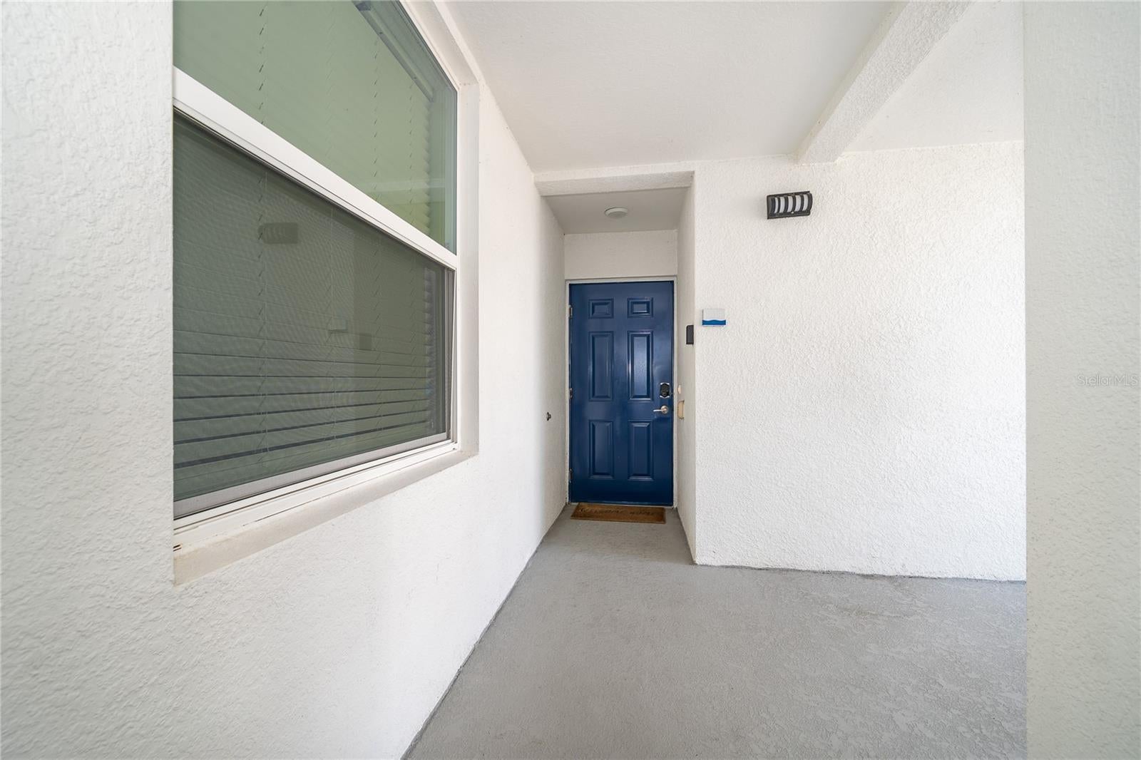 3191 PARADOX CIRCLE 208