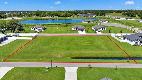 Photo of 13530 Grand Blossom Court, Dover, FL 33527 (MLS # TB8558234)