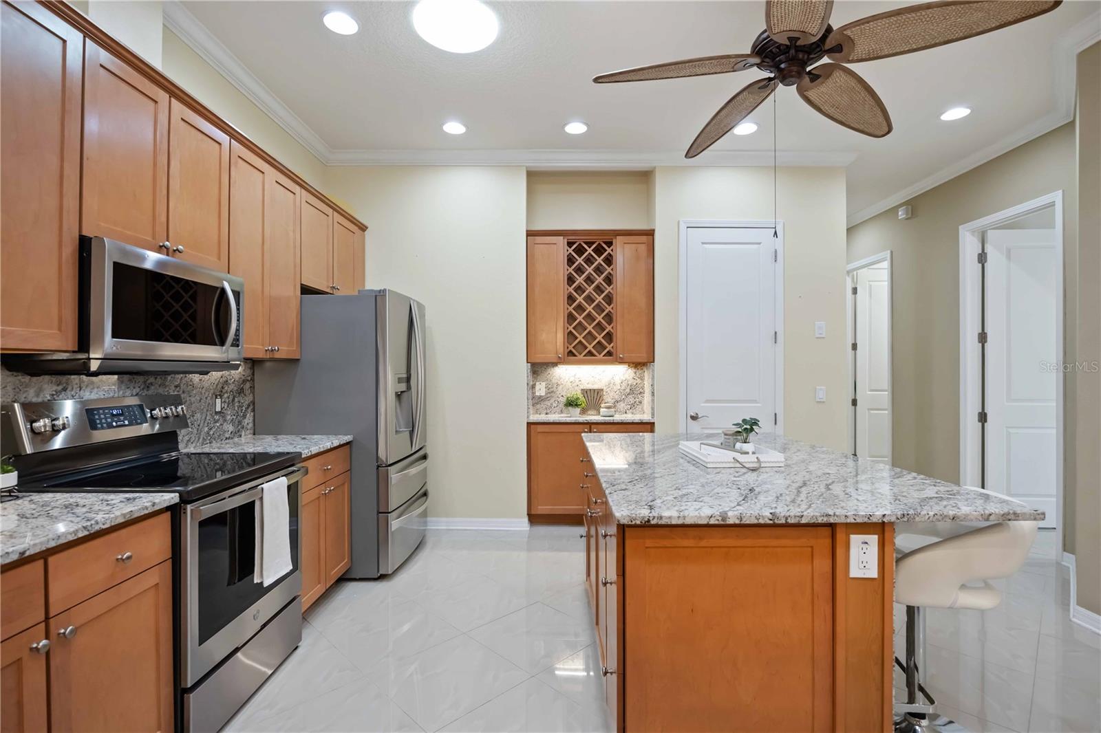 PALMA SOLA TRACE - Residential