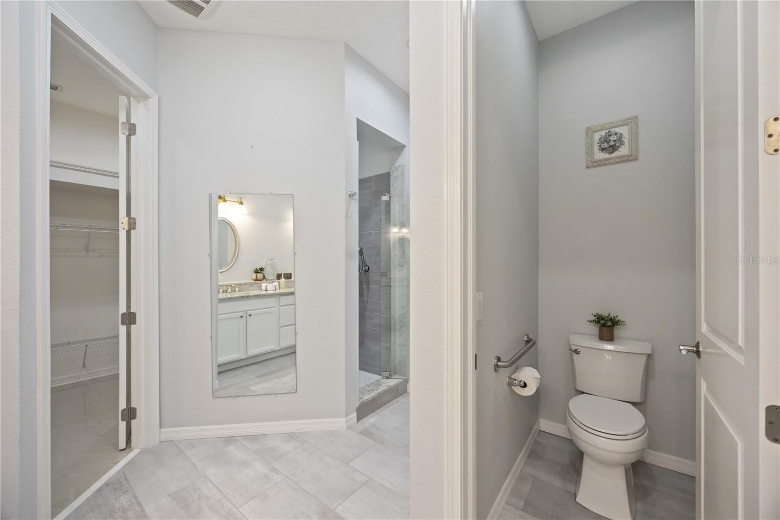 PALMA SOLA TRACE - Residential