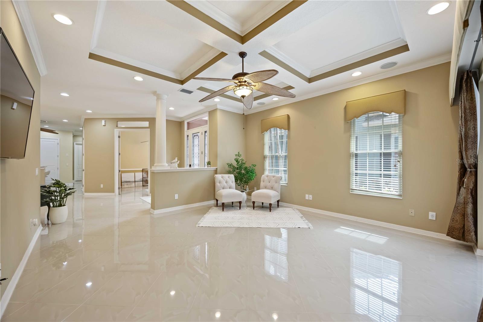 PALMA SOLA TRACE - Residential