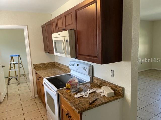 CASA DEL SOL 1ST SEC - Residential Lease