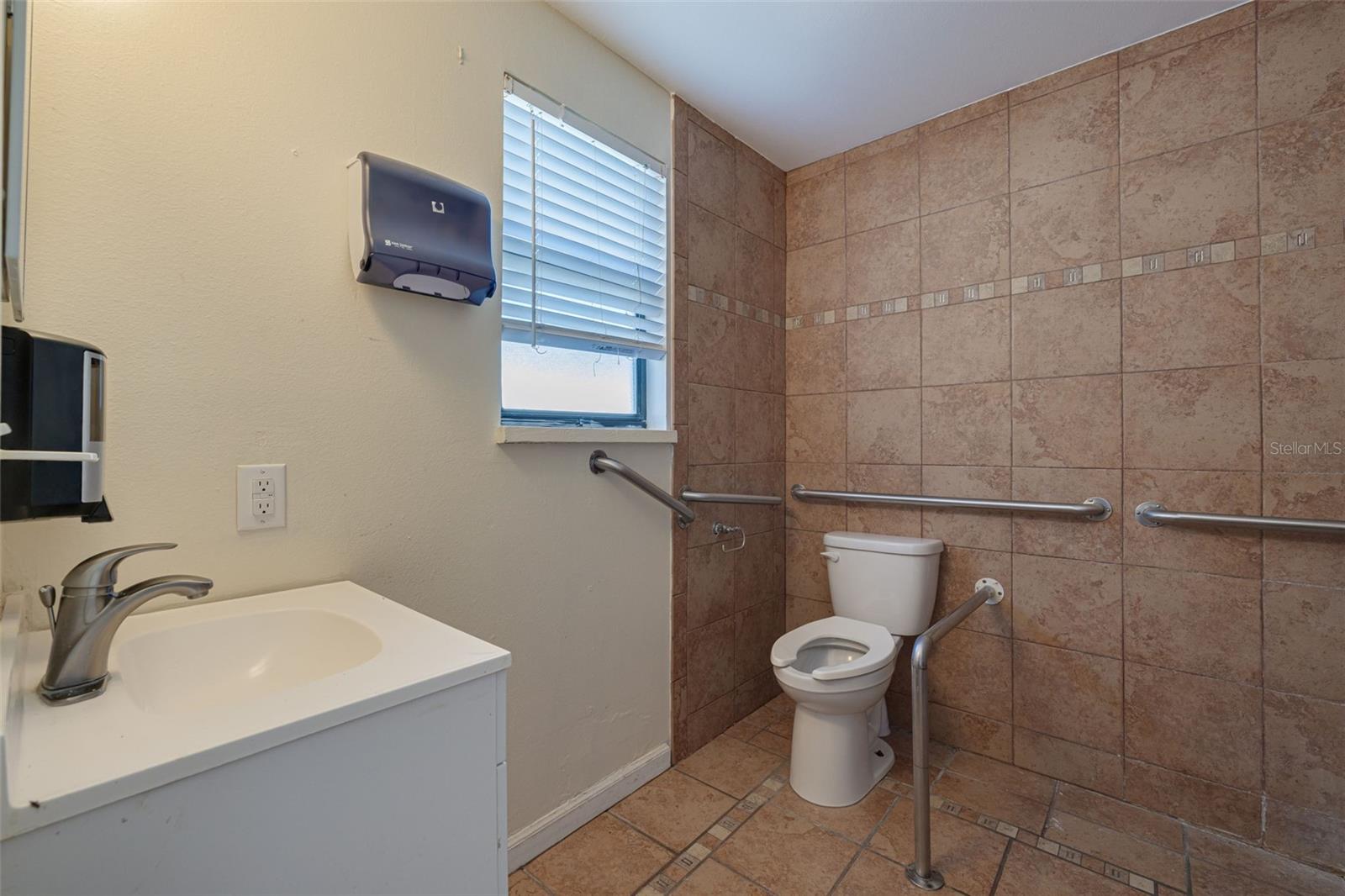 WHITMIRES W S - Commercial Sale