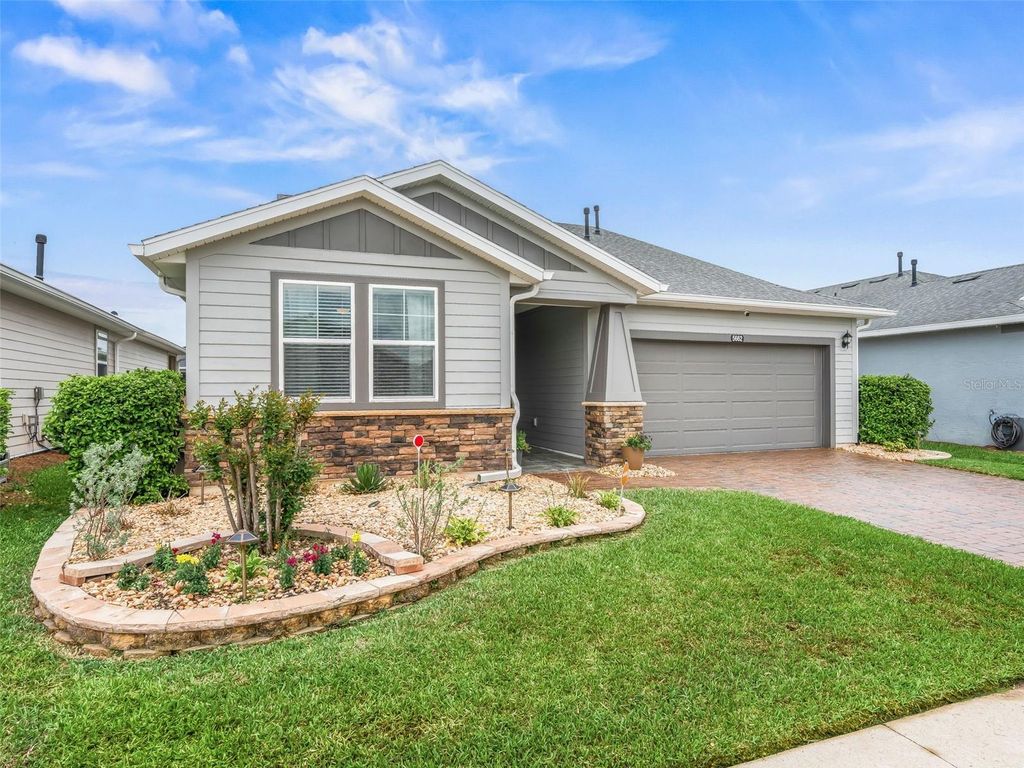 Photo of 5662 NW 40th Loop, Ocala, FL 34482 (MLS # G5109719)