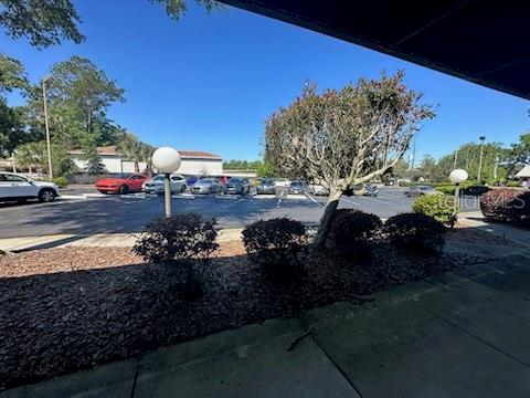 OCALA SQUARE - Commercial Lease