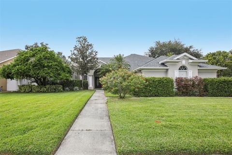 Photo of 2903 Mossy Timber Trail, Valrico, FL 33596 (MLS # TB8437517)